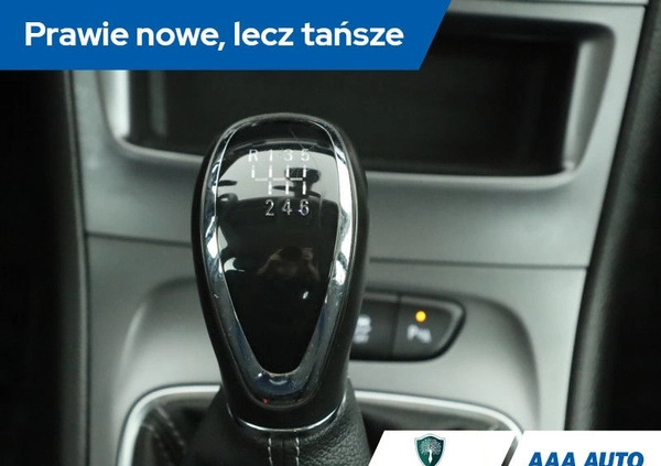 Opel Astra cena 45501 przebieg: 120072, rok produkcji 2019 z Frampol małe 211